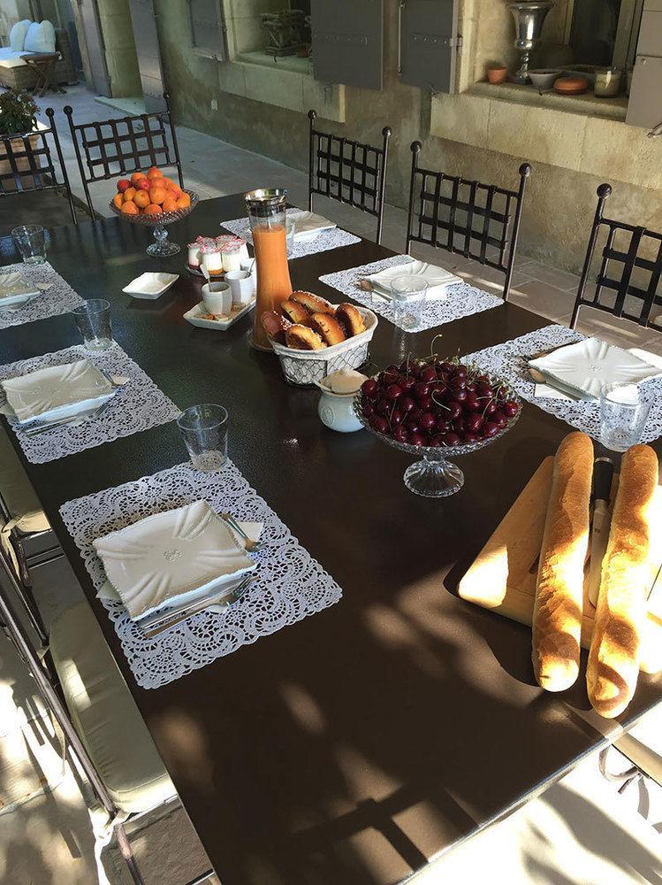 Mas Des Limites Bed and Breakfast Rognonas Esterno foto
