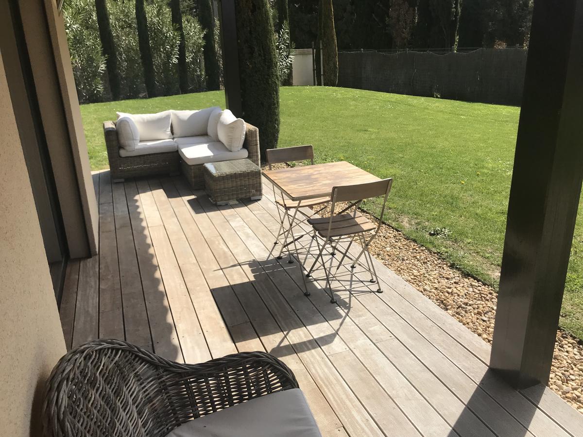 Mas Des Limites Bed and Breakfast Rognonas Esterno foto